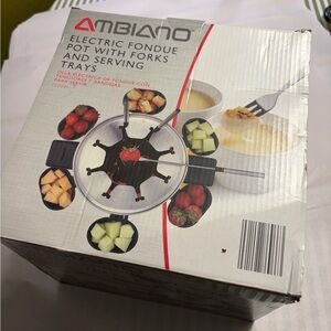 Electric Fondue Set (NEW IN BOX)